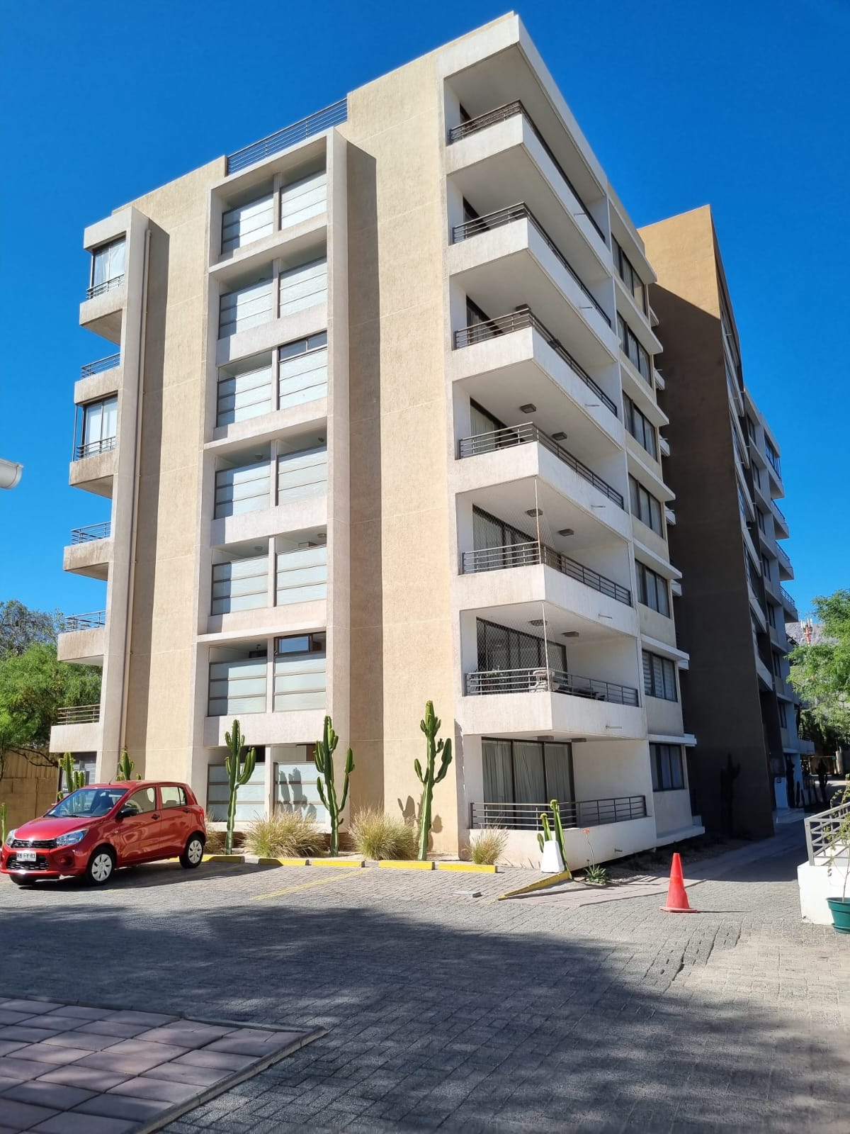 OPORTUNIDAD-VENTA DEPTO.CONDOMINIO DON LEONIDAS